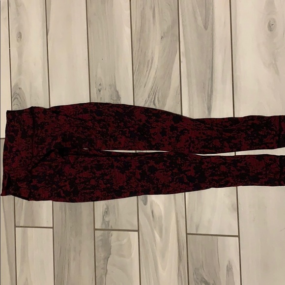 lululemon athletica Pants - Lululemon size 6 full length pants